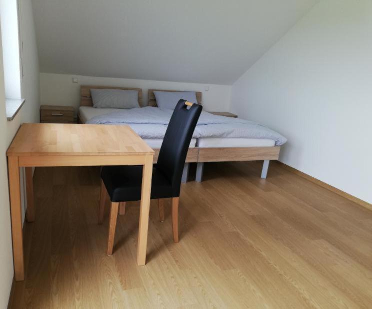 Ferienwohnungen Weishaupt, Pfingstweider Str. 30 Meckenbeuren Extérieur photo